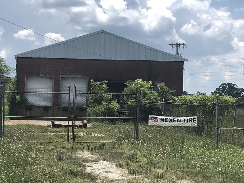 More Photos Of 1139 E 3rd St, Jackson Warehouse For Lease