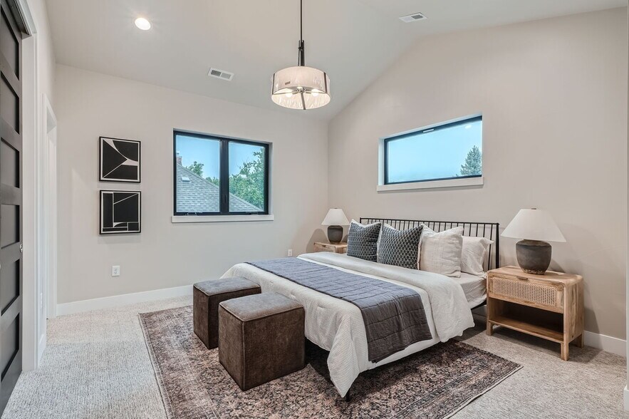 More Photos Of 606 Arapahoe St, Golden Apartments For Sale