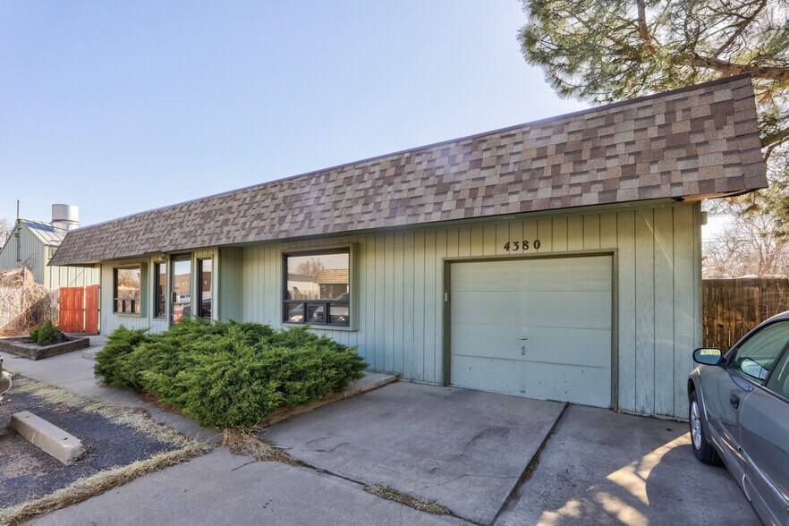 More Photos Of 11072 W 44th Ave, Wheat Ridge Warehouse For Sale