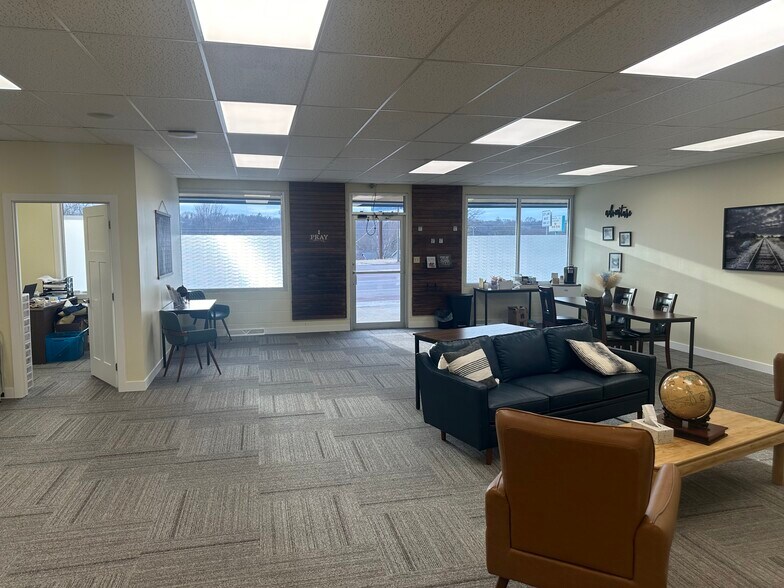 More Photos Of 1217 S Broadway St, New Ulm Storefront Retail Residential For Sale