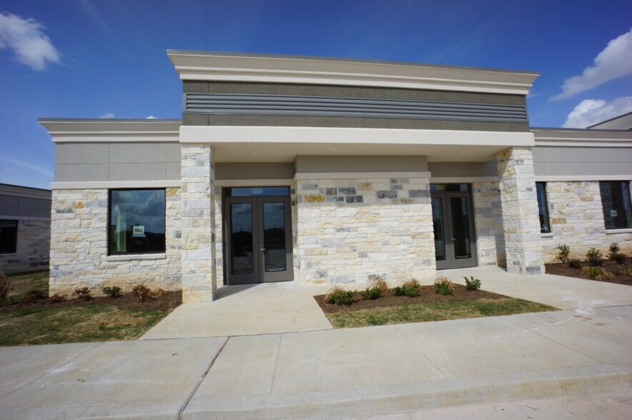 More Photos Of 23410 Grand Reserve Dr, Katy Office For Sale