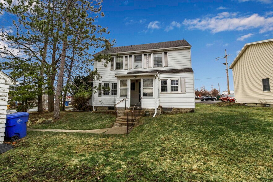 More Photos Of ,  Unknown For Sale