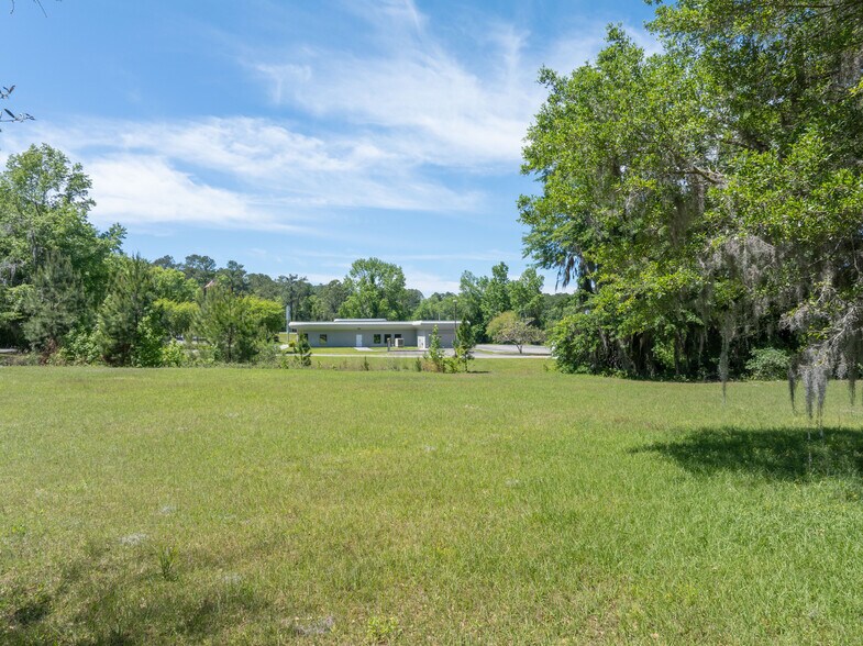 More Photos Of 165 SW Vision Gln, Lake City Office For Sale