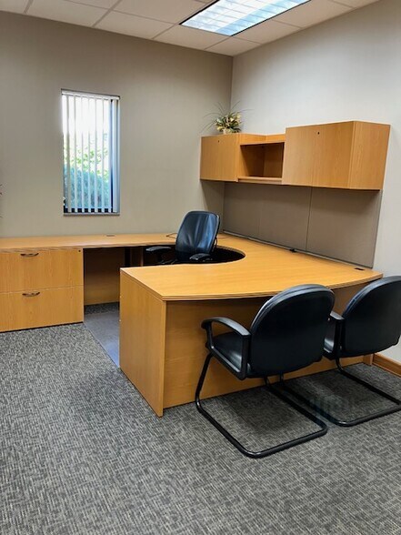 More Photos Of 102 N Broadway Ave, Hartington Office For Sale
