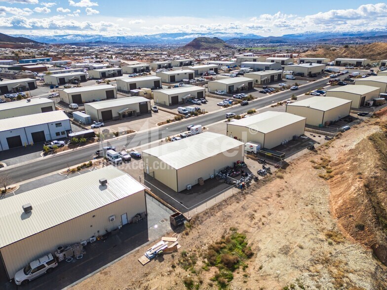 More Photos Of 1467 E Hillcrest Dr, Washington Industrial For Lease