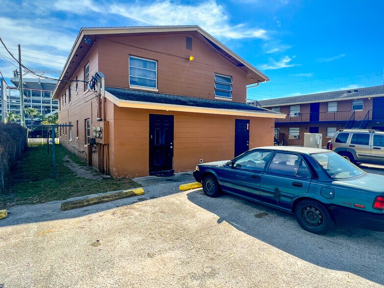 More Photos Of 214-218 S Tampa Ave, Orlando Apartments For Sale