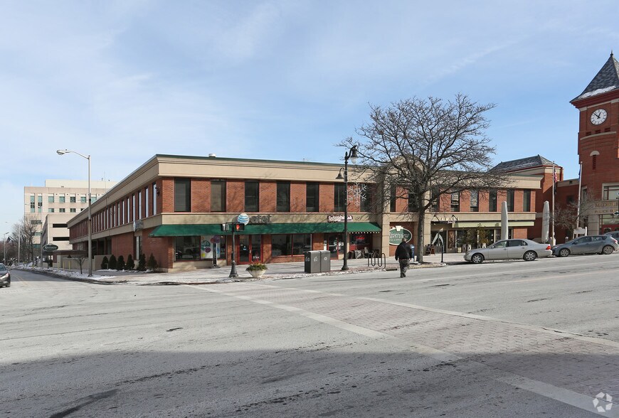More Photos Of 100-140 Riverview Ctr, Middletown Office For Lease