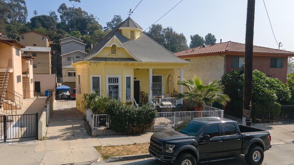 More Photos Of 455 Solano Ave, Los Angeles Apartments For Sale