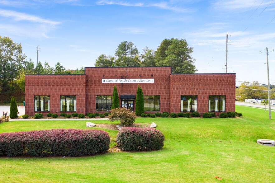 Primary Photo Of 65 Walnut Grove Rd SE, Cartersville Storefront Retail Office For Sale