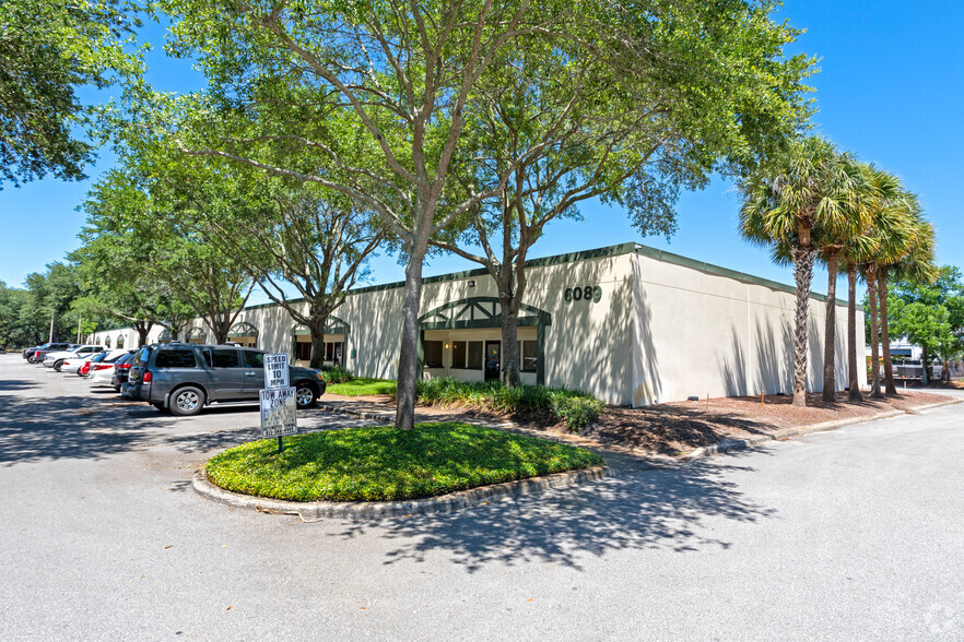 Primary Photo Of 6203 Johns Rd, Tampa Unknown For Lease