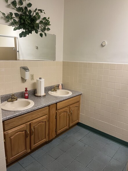 More Photos Of 5909 Camden St, Oakland Daycare Center For Sale