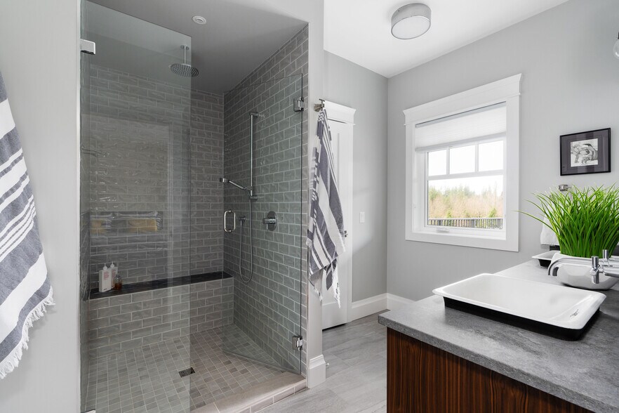 More Photos Of 9175 Gilmour, Mission Specialty For Sale