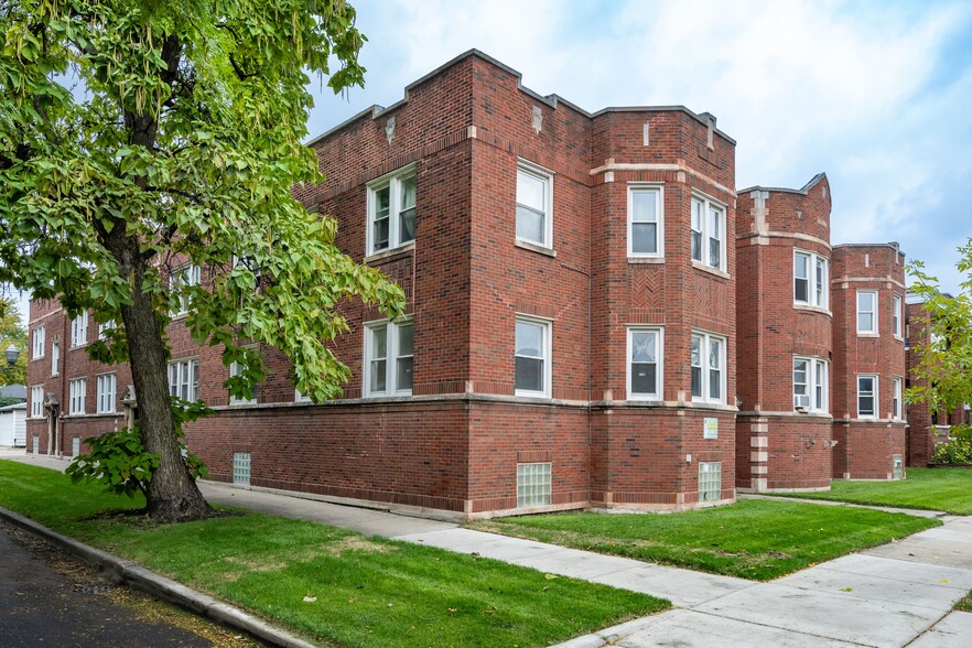 Primary Photo Of 7954-7958 S Harvard Ave, Chicago Apartments For Sale