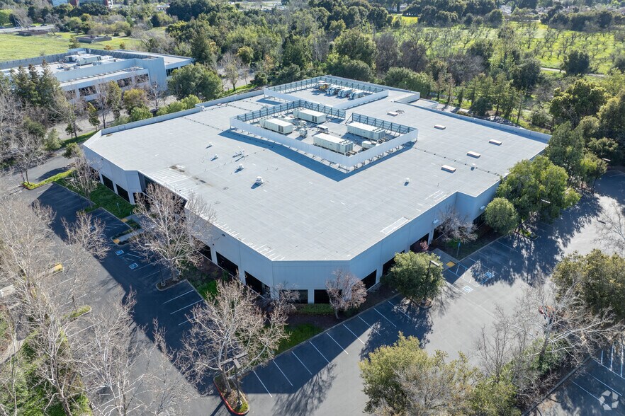 More Photos Of 5729 Fontanoso Way, San Jose Research And Development For Lease