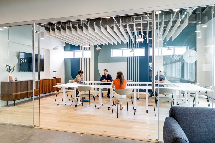 More Photos Of 249 Central Park Ave, Virginia Beach Coworking Space