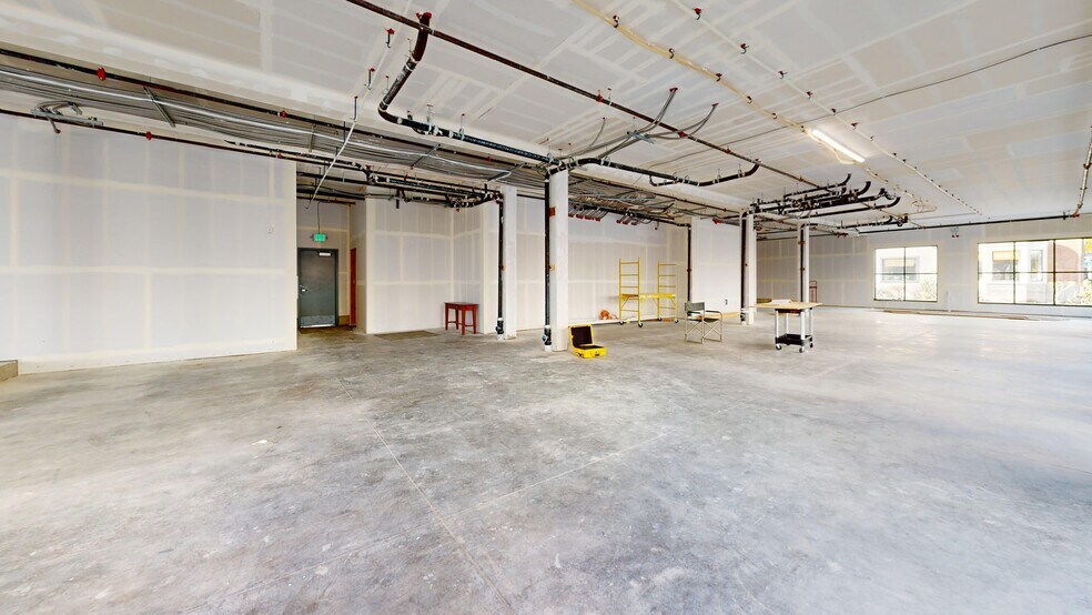 More Photos Of 1625 NE Market Dr, Fairview Apartments For Lease