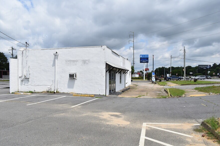More Photos Of 3502 Victory Dr, Columbus Freestanding For Lease