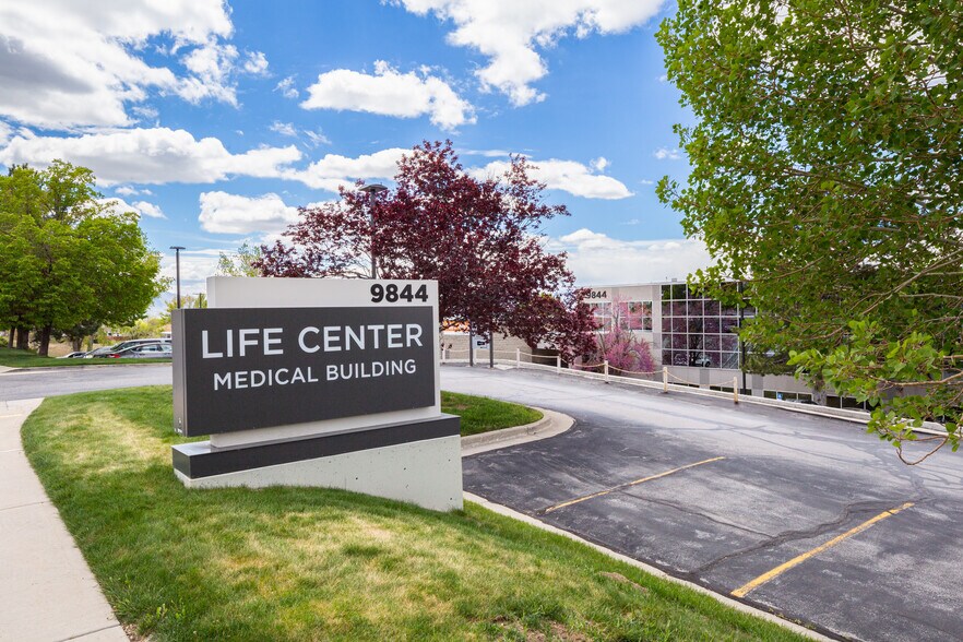 More Photos Of 9844 S 1300 E, Sandy Medical For Lease