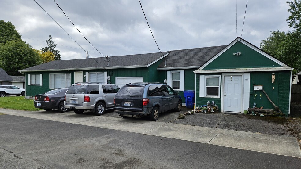 More Photos Of 706 Laurel St, Kelso Apartments For Sale