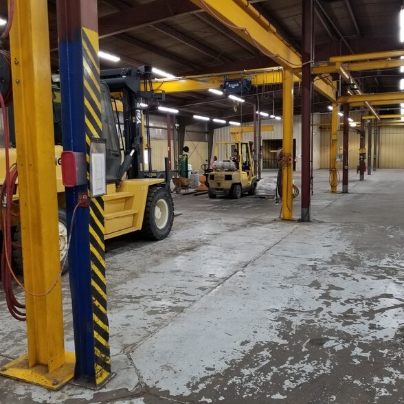 More Photos Of 38 Purple Sage Rd, Rock Springs Industrial For Lease