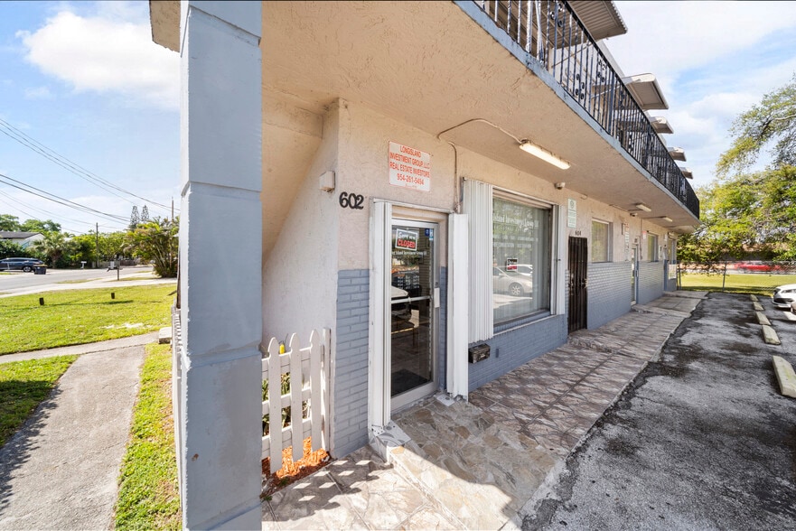 More Photos Of 602-608 NW 1st St, Dania Apartments For Sale
