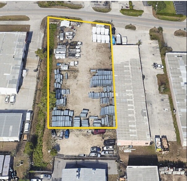 Primary Photo Of 5938 Taylor Rd, Naples Land For Lease