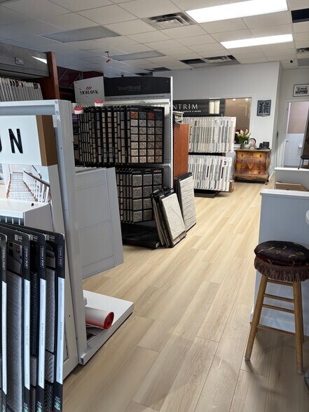 More Photos Of 825 White Plains Rd, Scarsdale Storefront Retail Office For Lease