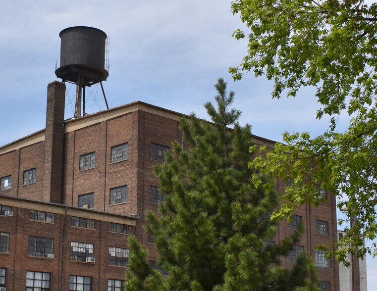 Primary Photo Of 802 18th Ave NE, Minneapolis Unknown For Lease