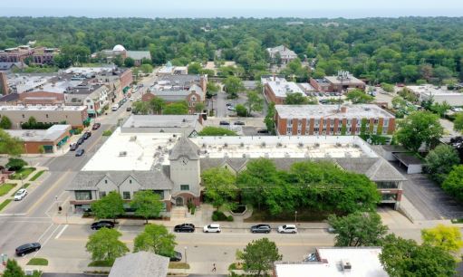 Primary Photo Of 225 E Deerpath, Lake Forest Storefront For Sale