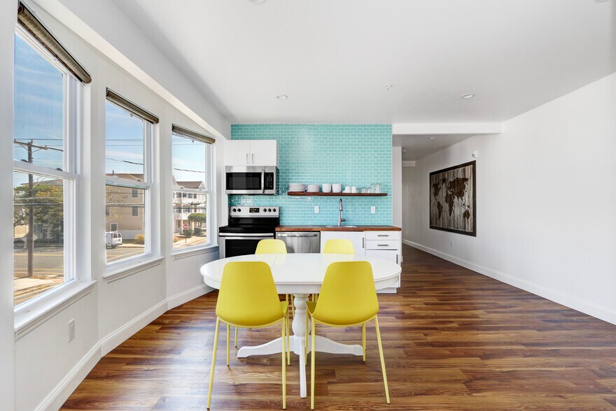 More Photos Of 5100 Atlantic Ave, Wildwood Hotel For Sale