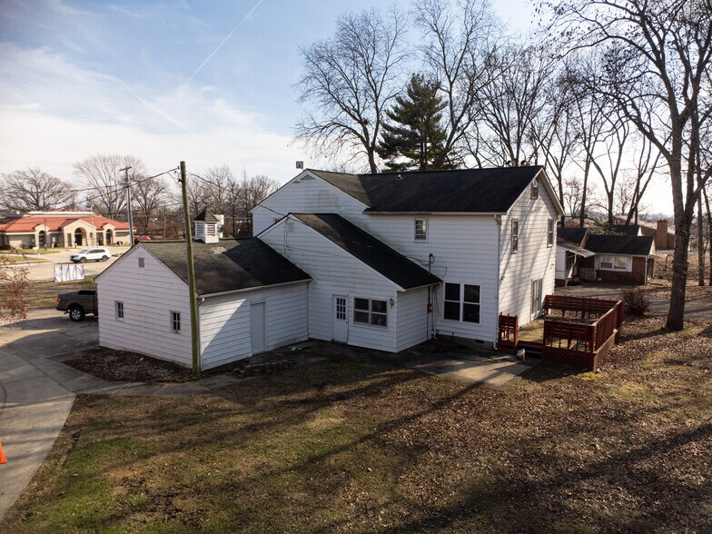 More Photos Of 805-809 N Keller Dr, Effingham Land For Sale