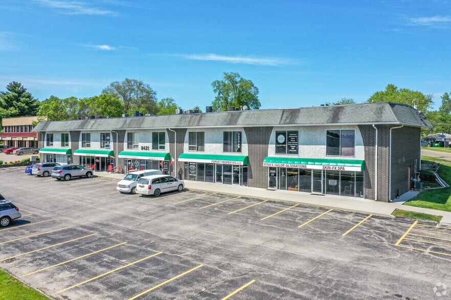More Photos Of 8421 University Ave, Clive Office Residential For Lease