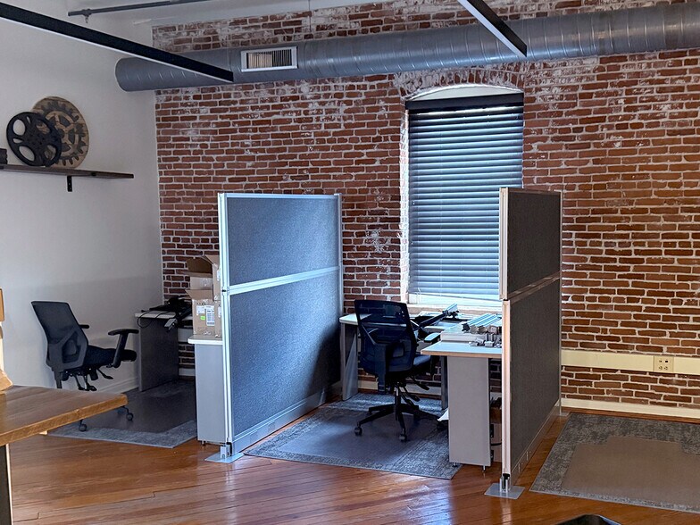 More Photos Of 415 N Prince St, Lancaster Office For Lease