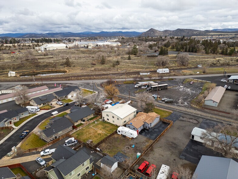 More Photos Of 1505 NW Harwood Ave, Prineville Apartments For Sale