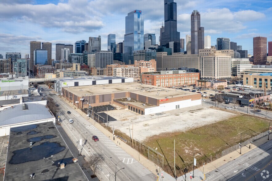 More Photos Of 717 S Desplaines St, Chicago Warehouse For Sale