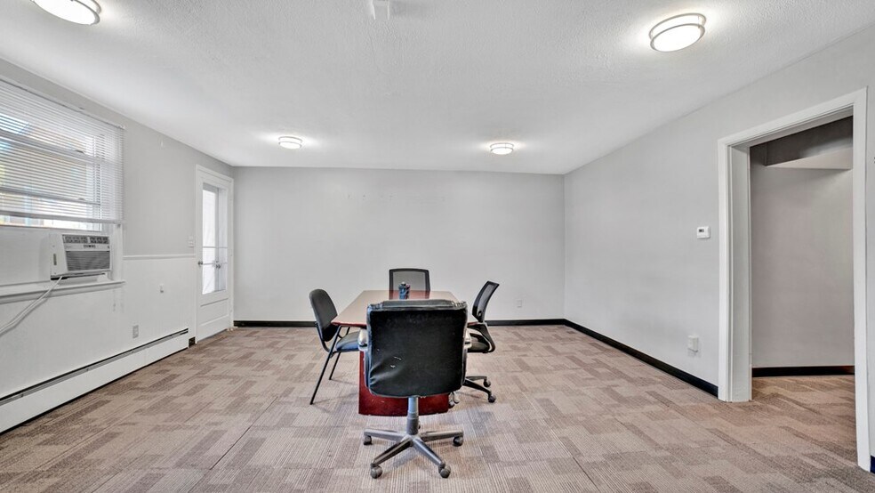 More Photos Of 607 Manchester Rd, Mansfield Apartments For Lease