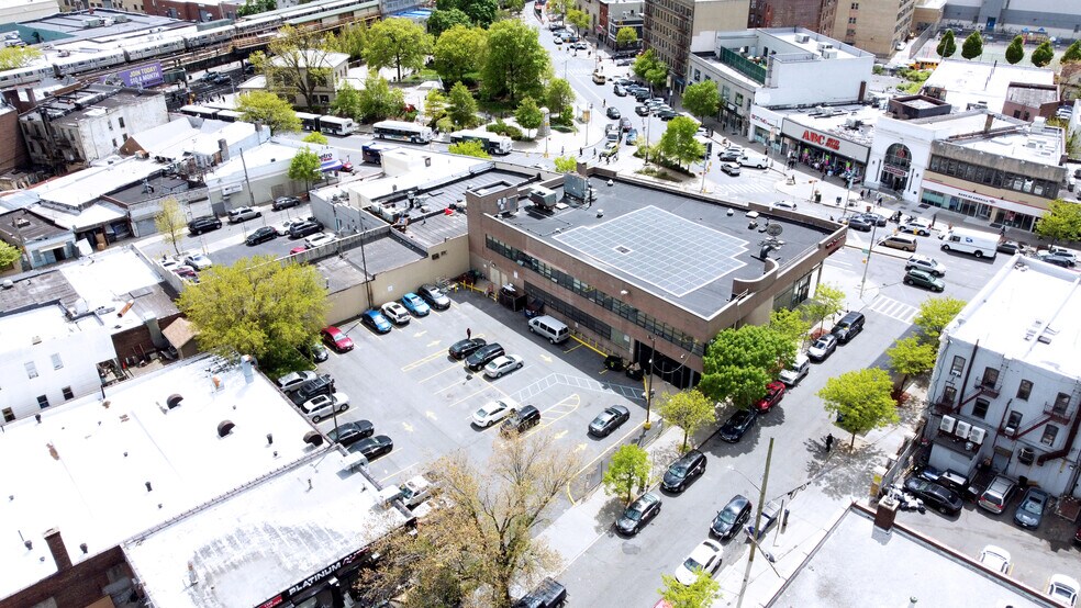 More Photos Of 55 Westchester Sq, Bronx Drugstore For Lease