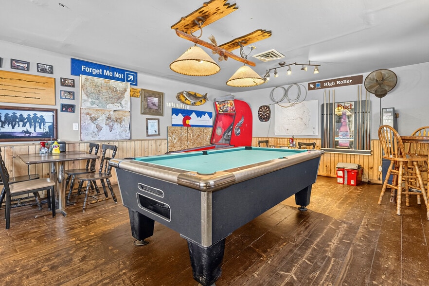 More Photos Of 146 1st Ave, Parshall Bar For Sale