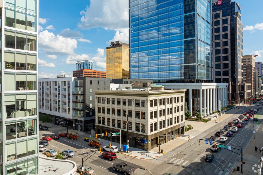 More Photos Of 241 N Pennsylvania St, Indianapolis Loft Creative Space For Lease