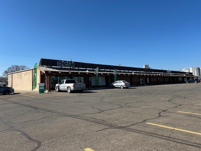 More Photos Of 704-712 Maple Ave, Dalhart Unknown For Lease