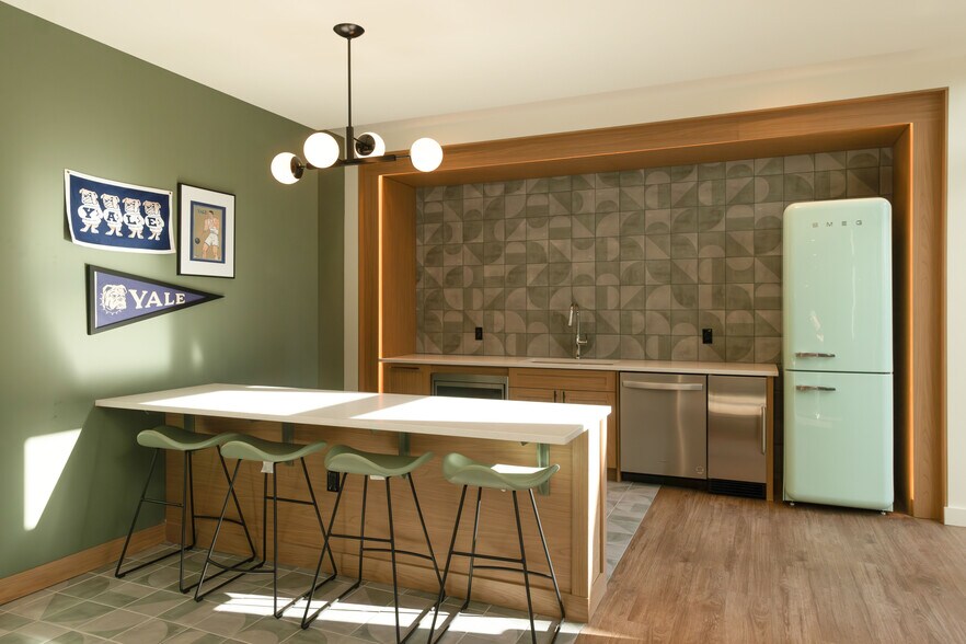 More Photos Of 808-848 Chapel St, New Haven Apartments For Lease