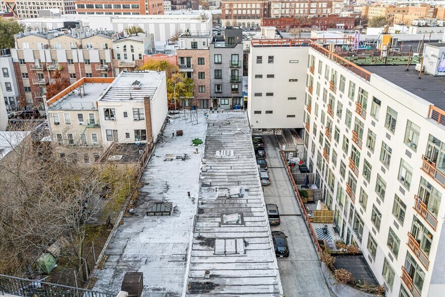 More Photos Of 112 Troutman St, Brooklyn Warehouse For Lease