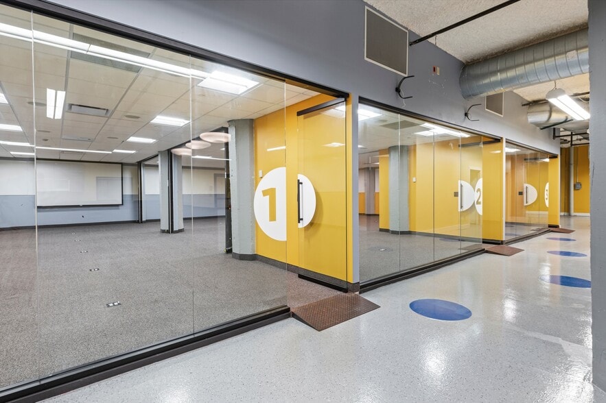 More Photos Of 718 Washington Ave N, Minneapolis Loft Creative Space For Sale