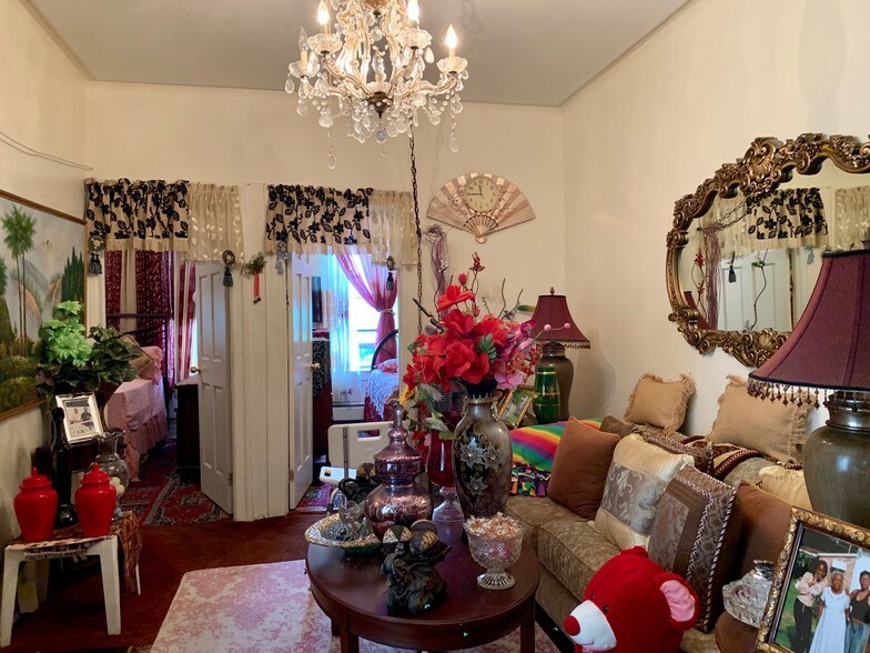 More Photos Of 600 Wyona St, Brooklyn Apartments For Sale