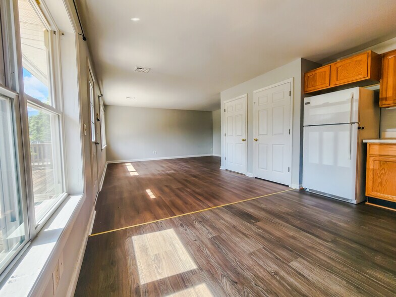 More Photos Of 3582-3586 NY-32, Saugerties Apartments For Sale