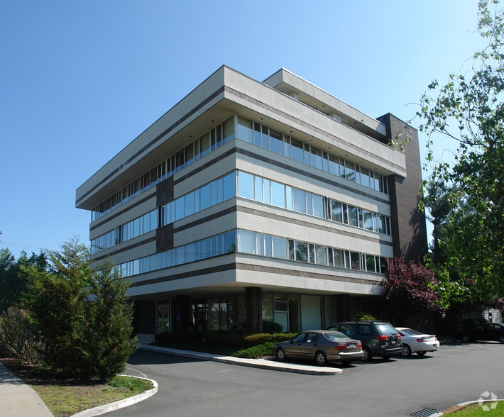 Primary Photo Of 120 N Main St, New City Office For Lease