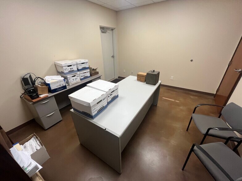 More Photos Of 110 CR 141, Sweetwater Warehouse For Sale