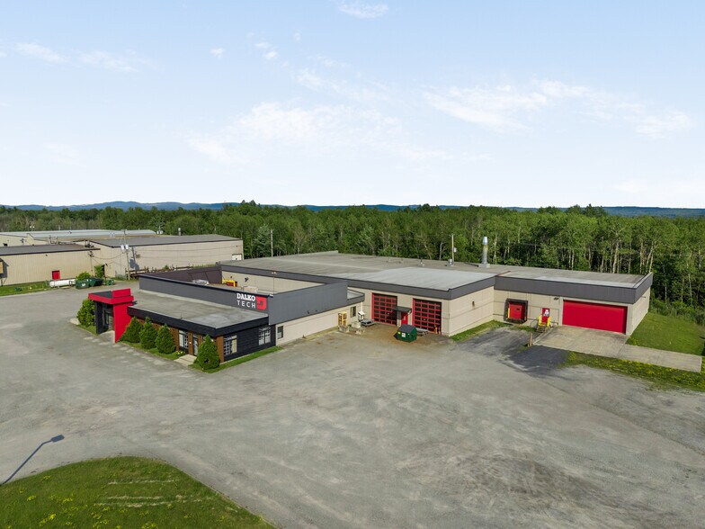 More Photos Of 9330 Boul Bourque, Sherbrooke Industrial For Sale