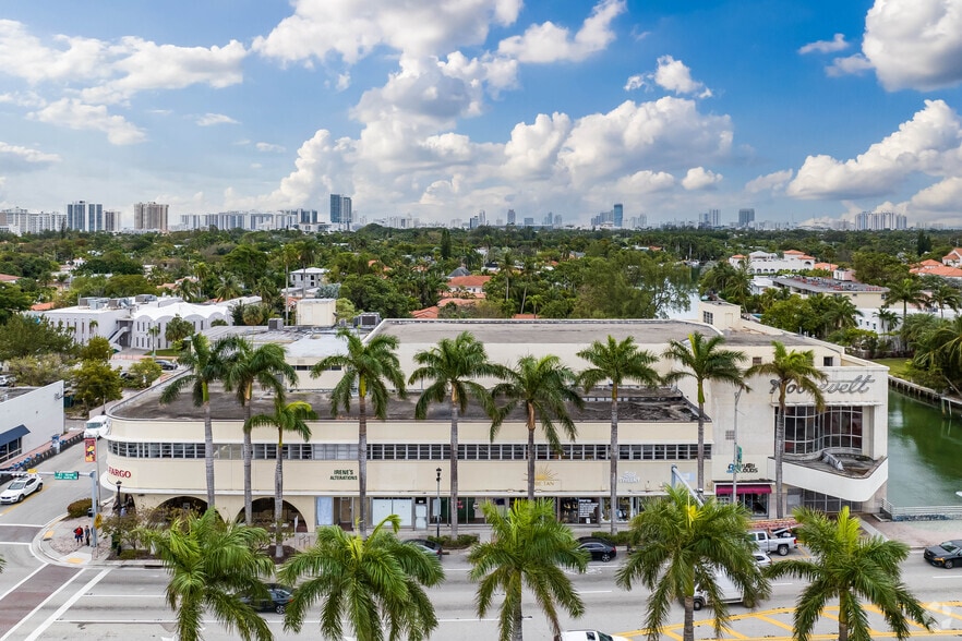 More Photos Of 4014 Chase Ave, Miami Beach Office For Lease