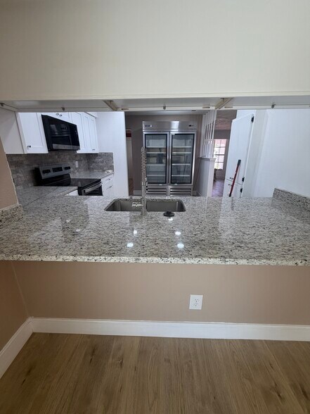 More Photos Of 35 Harbor Woods Cir, Safety Harbor Specialty For Sale
